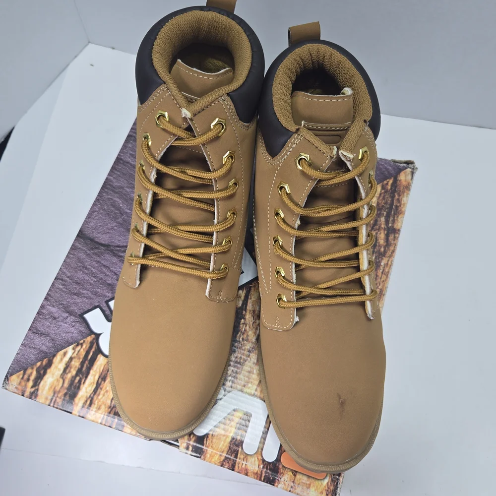 Fila Edgewater 12 Wheat Tan Outdoor Boots Men's Size 8 New w/ Small Flaws